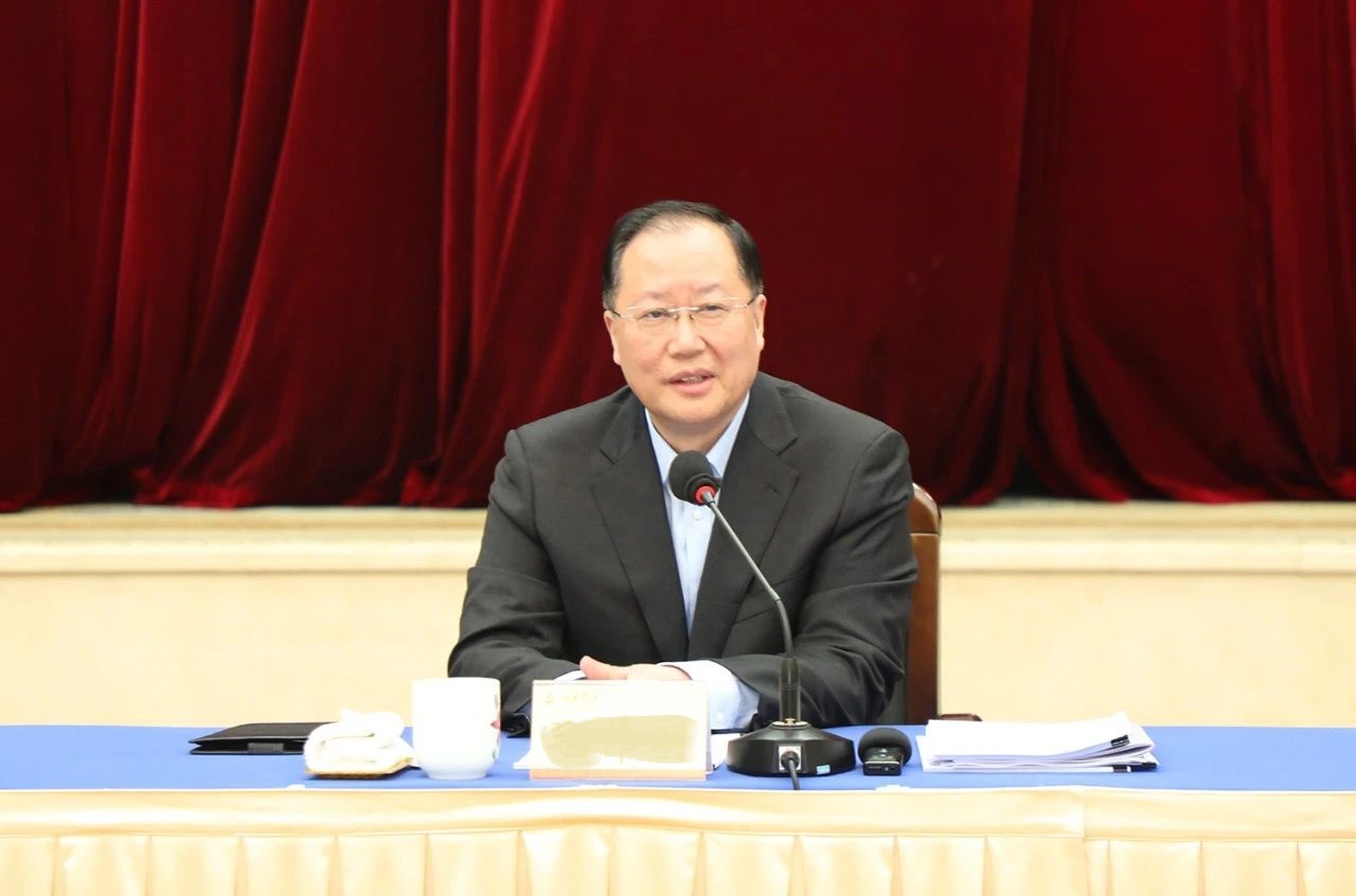 毛偉明省長出席全省民營企業(yè)家座談會(huì)，湘江電纜董事長侯少斌應(yīng)邀參加