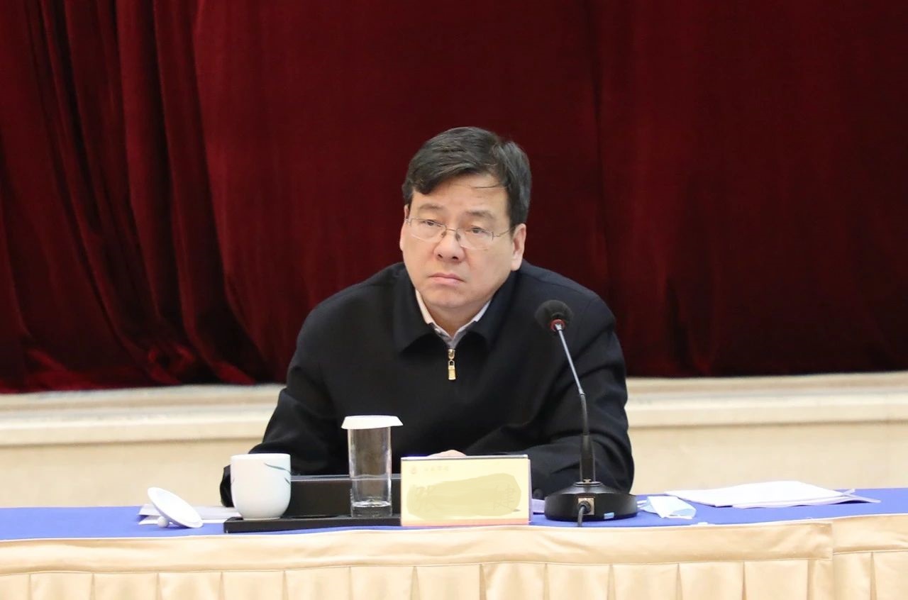 毛偉明省長出席全省民營企業(yè)家座談會(huì)，湘江電纜董事長侯少斌應(yīng)邀參加